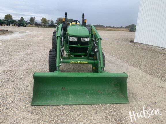 Photo of 2022 John Deere 4044M