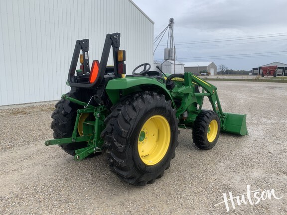 Photo of 2022 John Deere 4044M