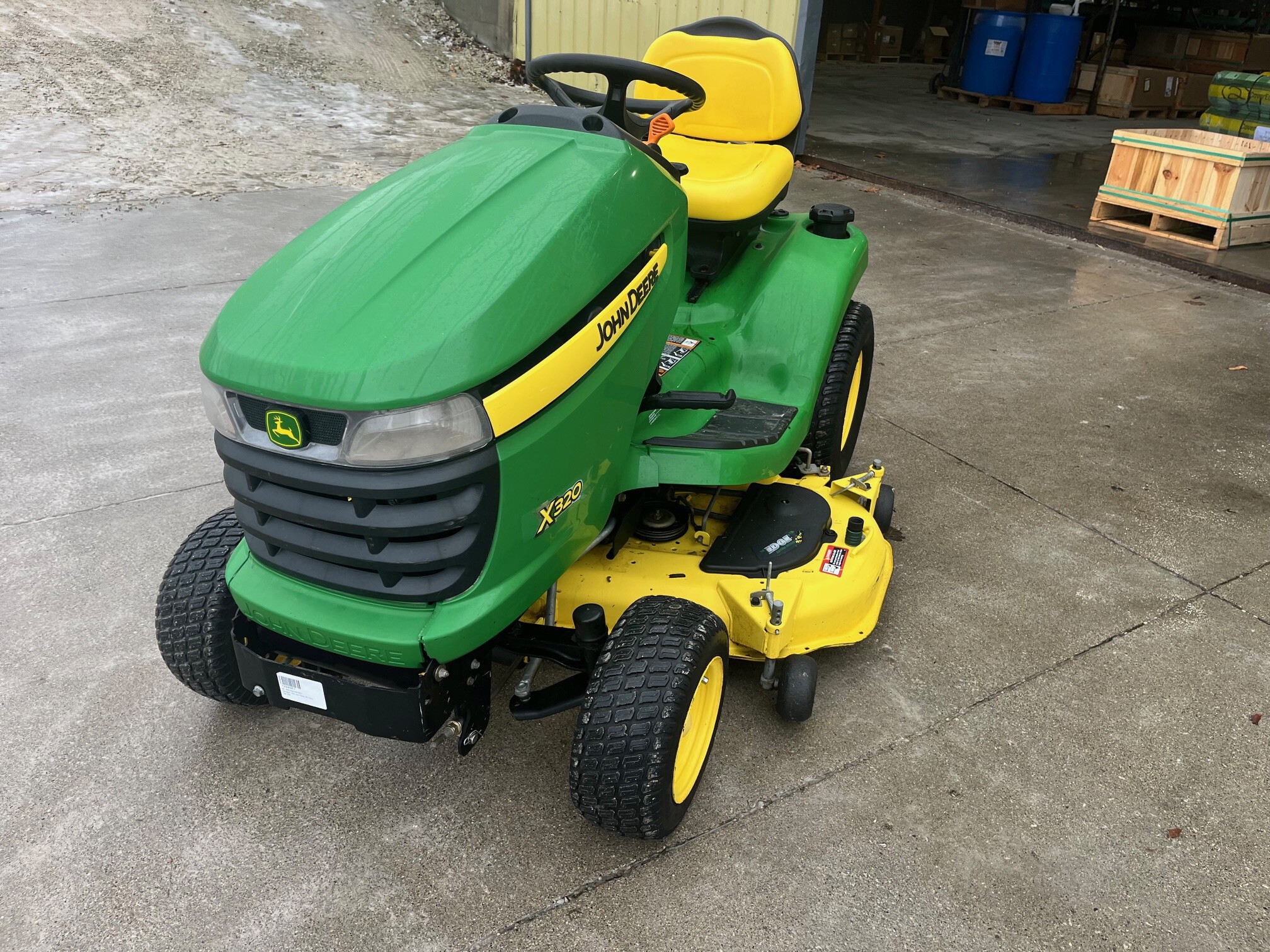 2012 John Deere X320 Image 2