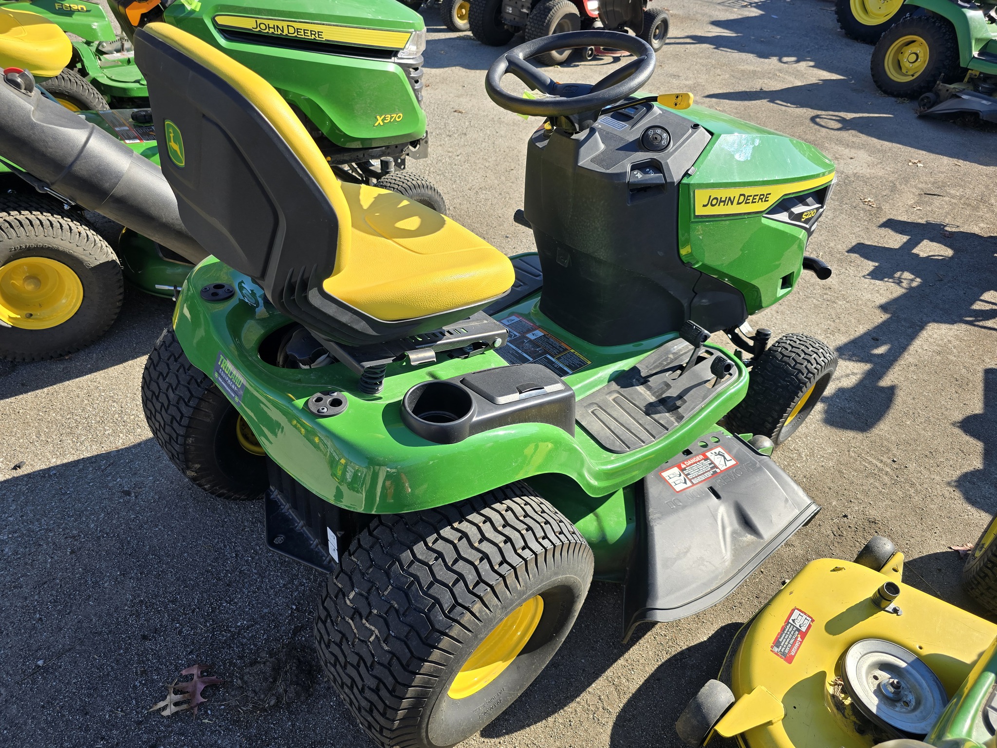 2023 John Deere S220 Image 4