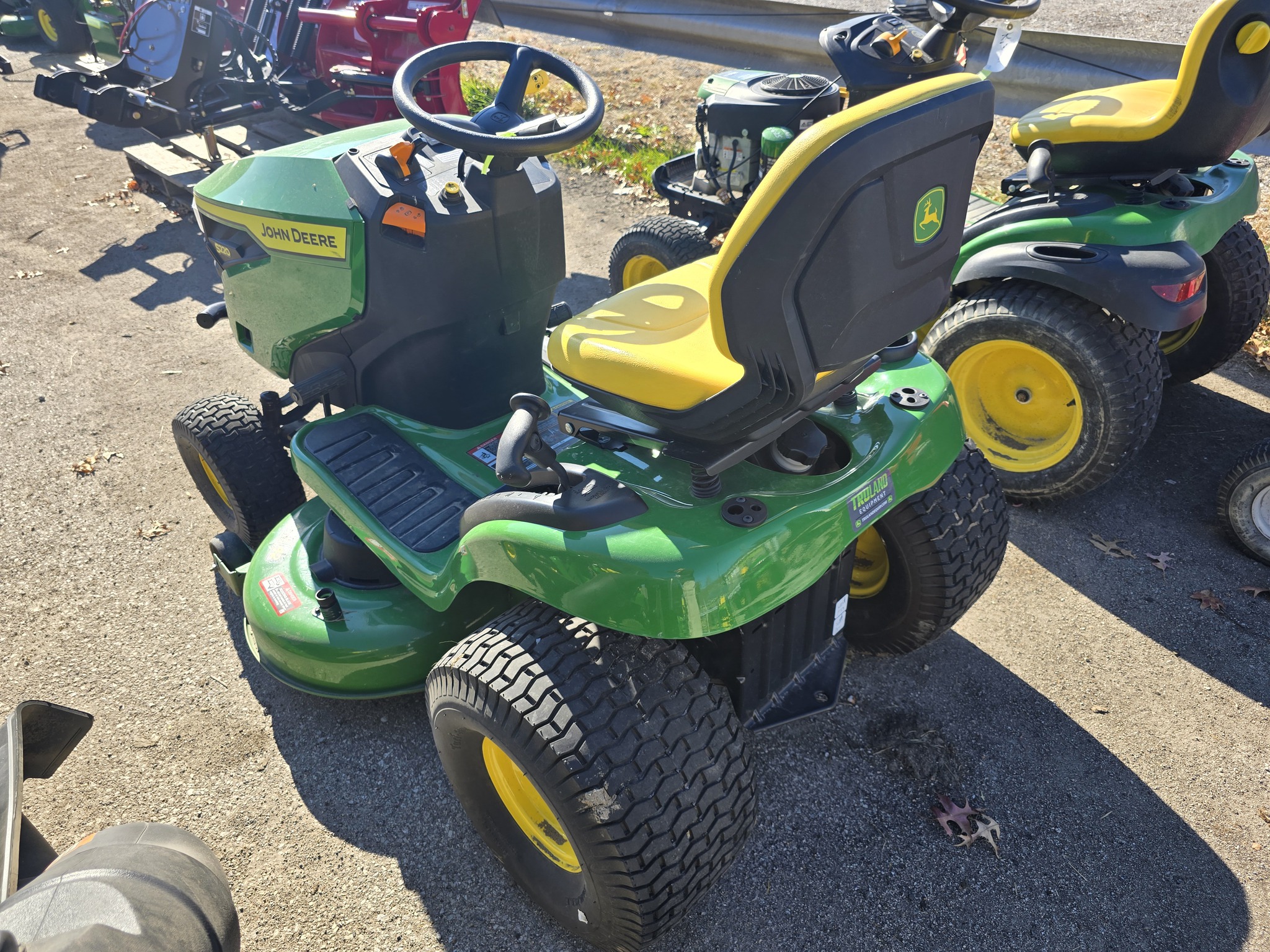 2023 John Deere S220 Image 6