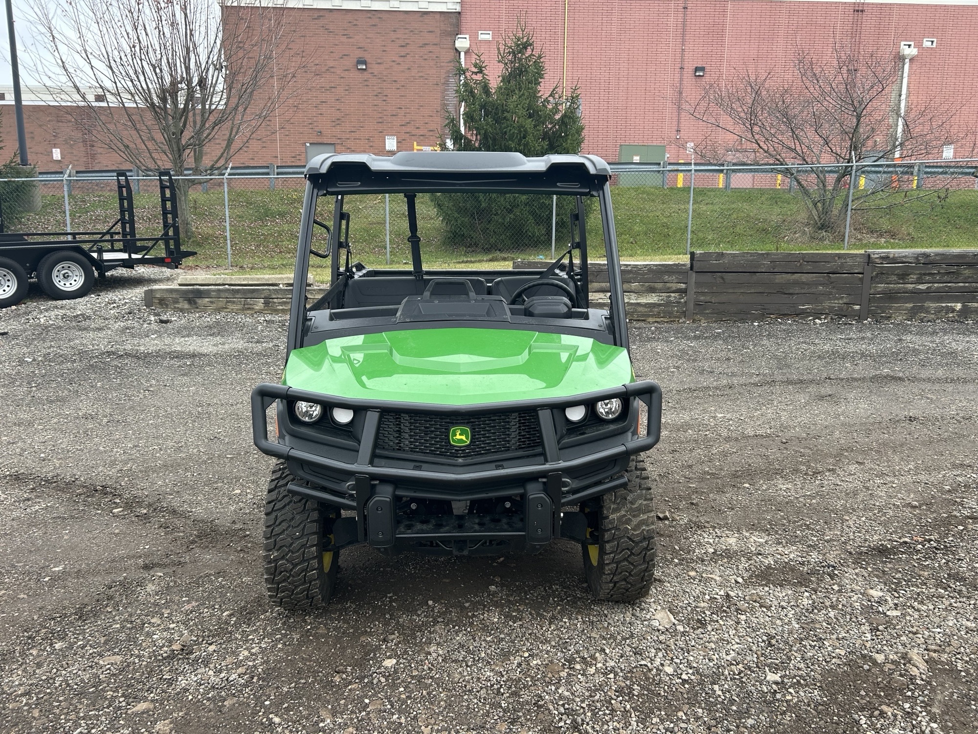 2025 John Deere XUV 845M Image 2