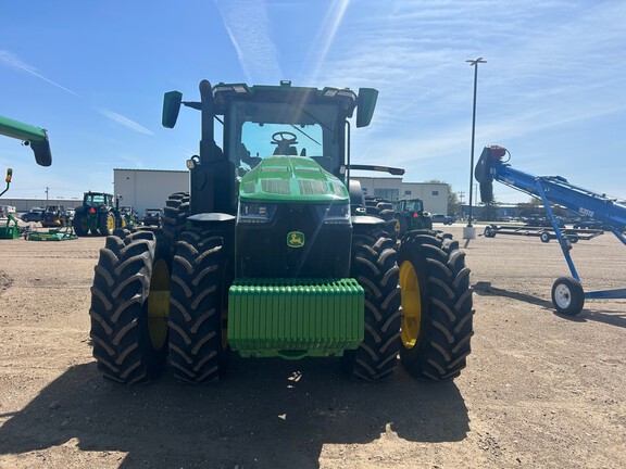 2023 John Deere 8R 310 (2nd thumbnail)