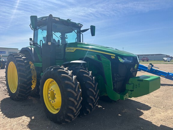 2023 John Deere 8R 310 (3rd thumbnail)