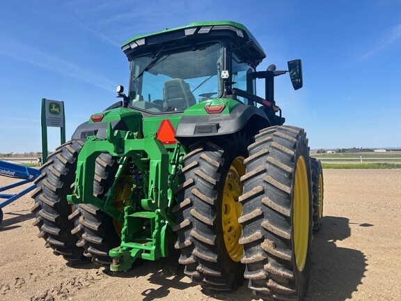 2023 John Deere 8R 310 (6th thumbnail)