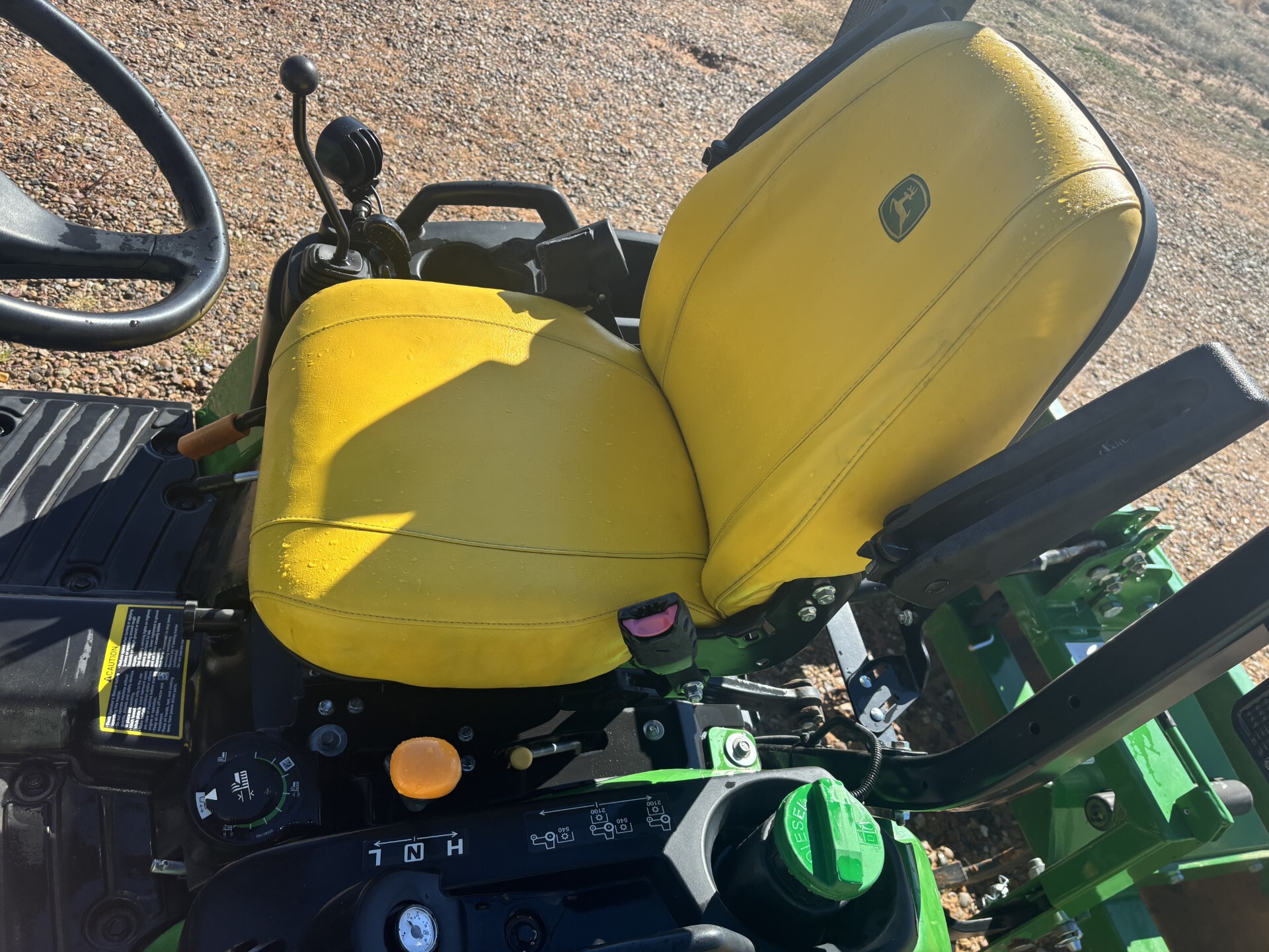 2023 John Deere 1025R Image 15