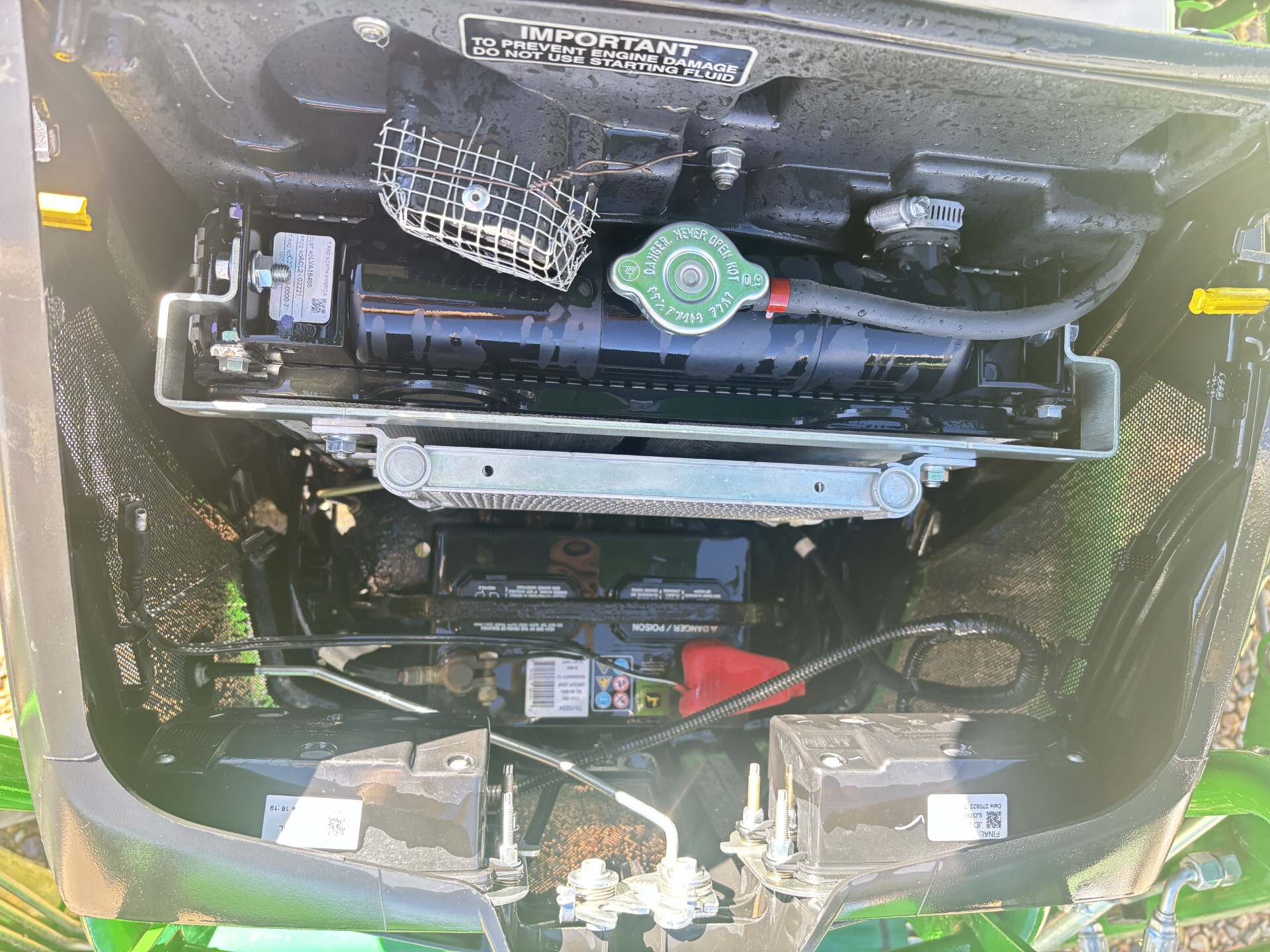 2023 John Deere 1025R Image 17