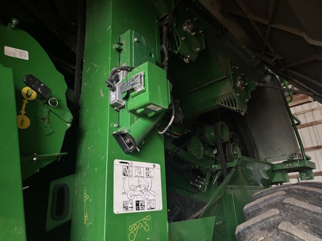 2021 John Deere S780 Image 11