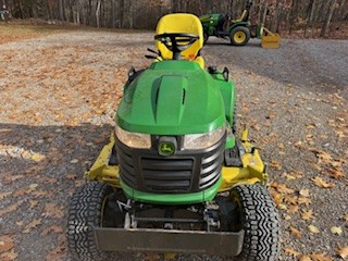 2018 John Deere X738 Image 2