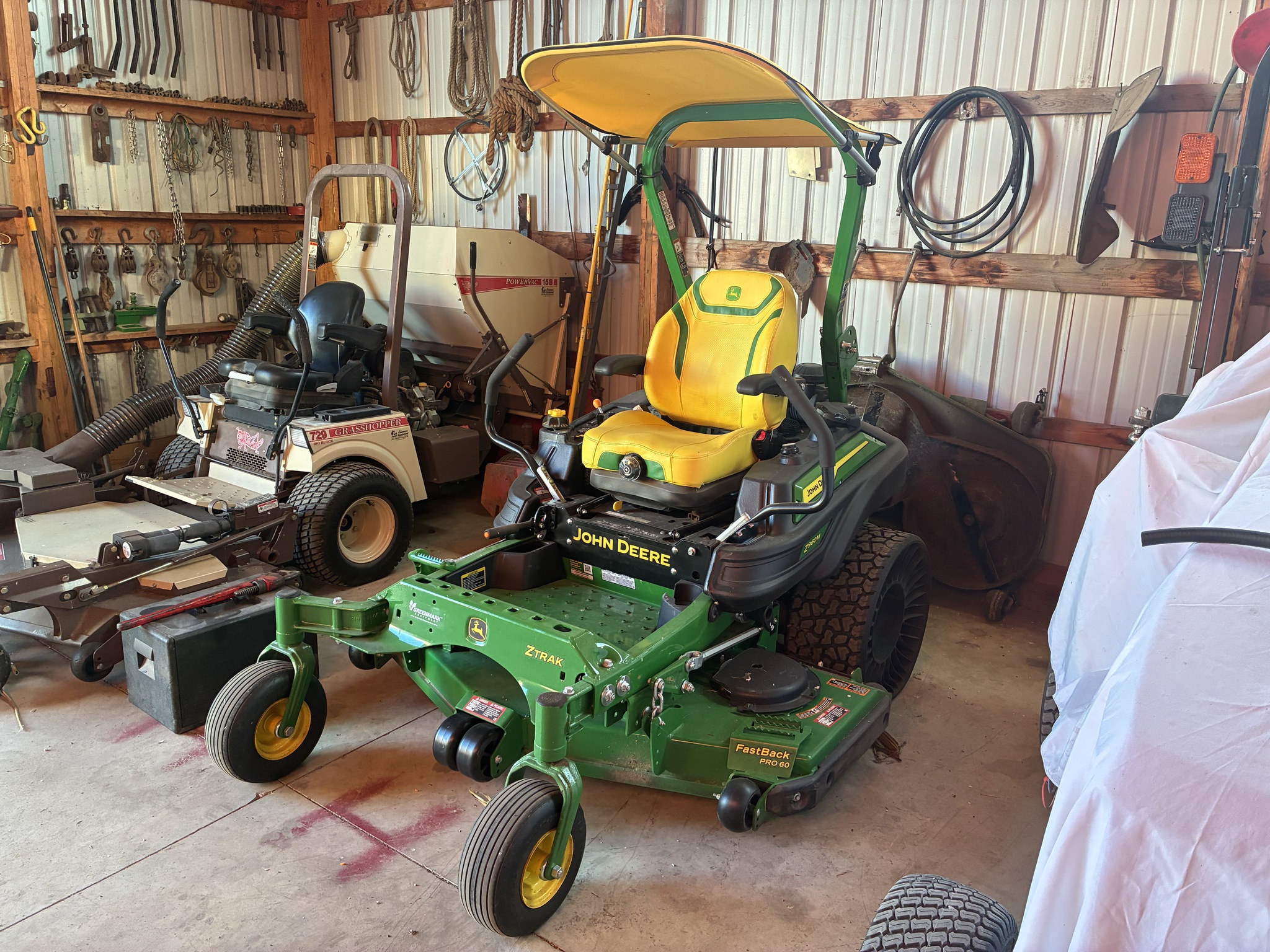 2023 John Deere Z960M Image 2