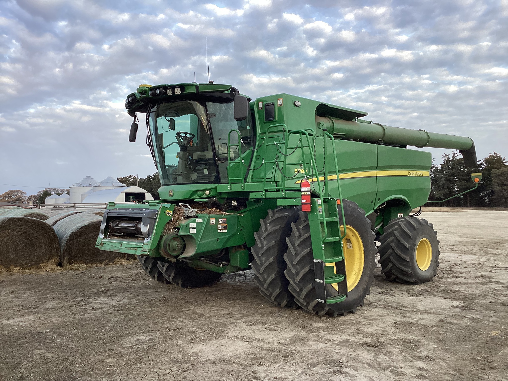 2023 John Deere S780 Image 3