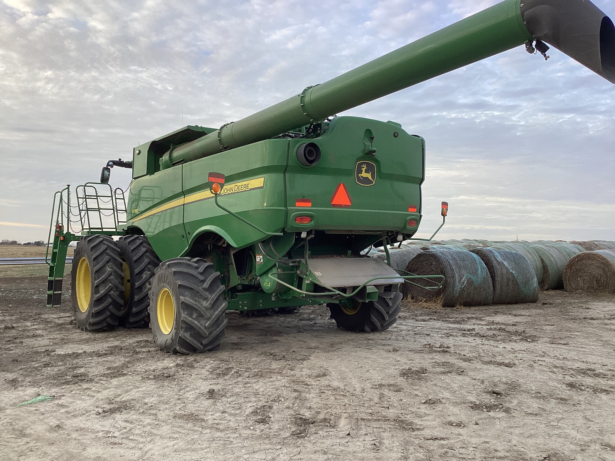 2023 John Deere S780 Image 6