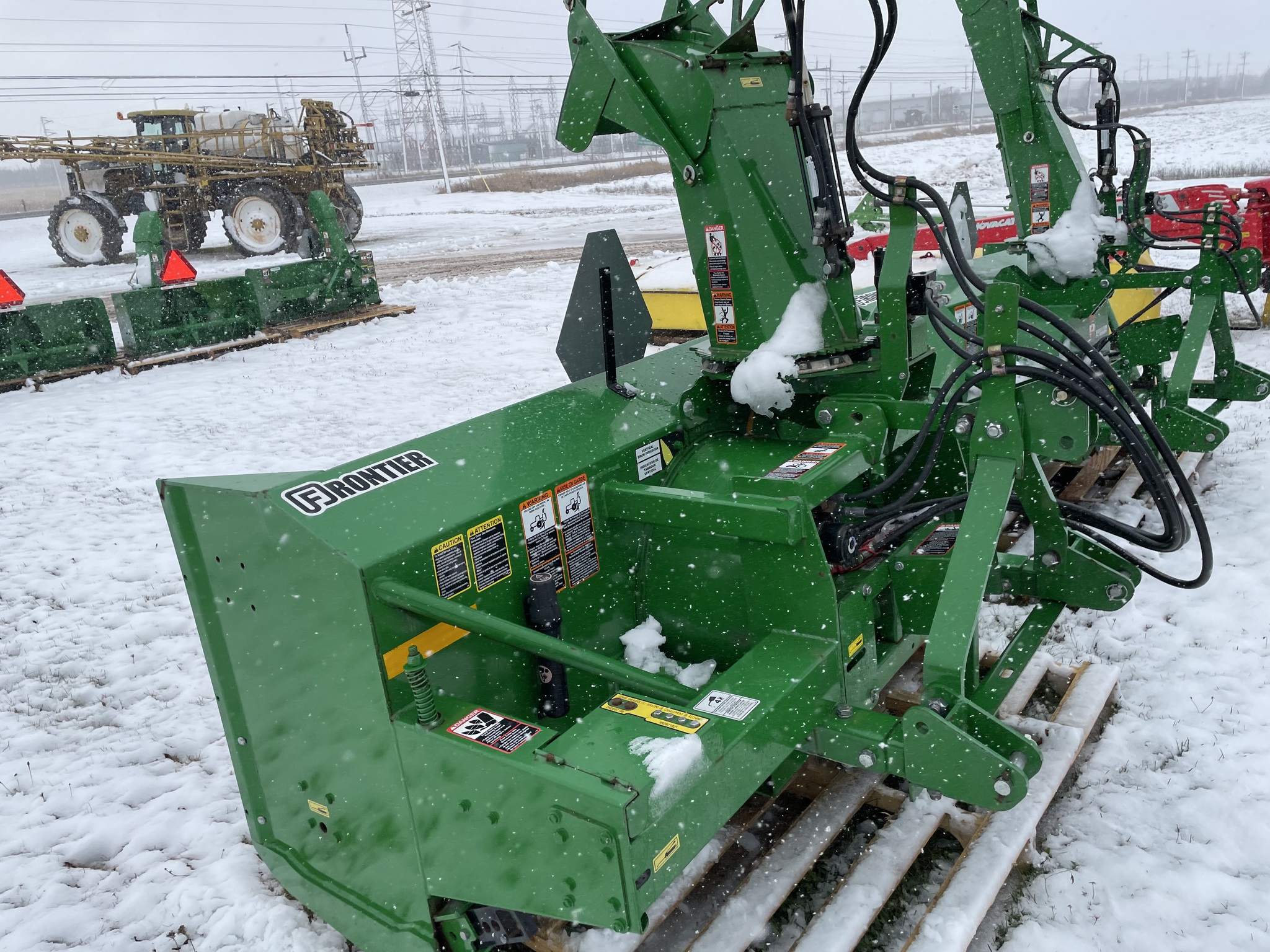 2022 Frontier SB1388R Image 4