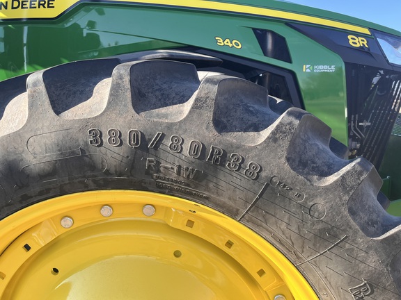 2023 John Deere 8R 340 - Photo13