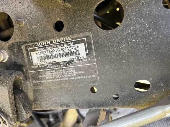 2016 John Deere X730 - Photo25