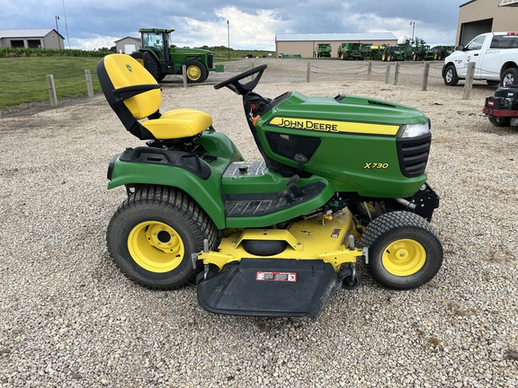 2016 John Deere X730 - Photo4