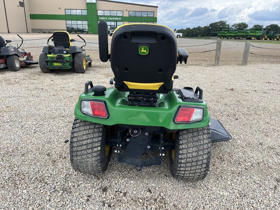 2016 John Deere X730 - Photo6