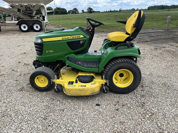 2016 John Deere X730 - Photo8