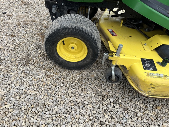 2016 John Deere X730 - Photo9
