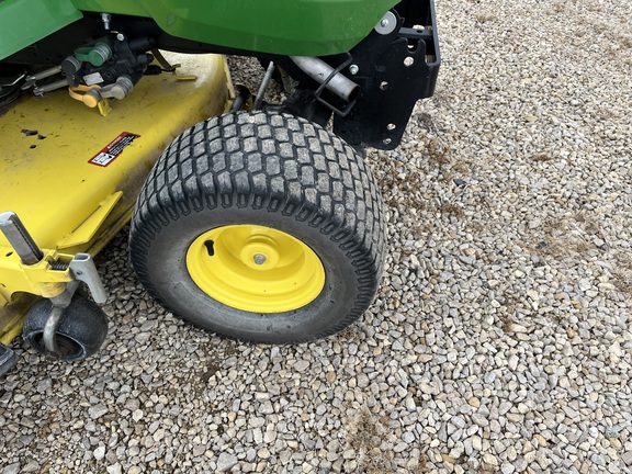 2016 John Deere X730 - Photo11