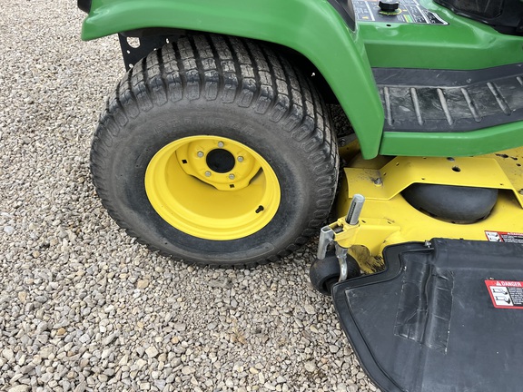 2016 John Deere X730 - Photo13