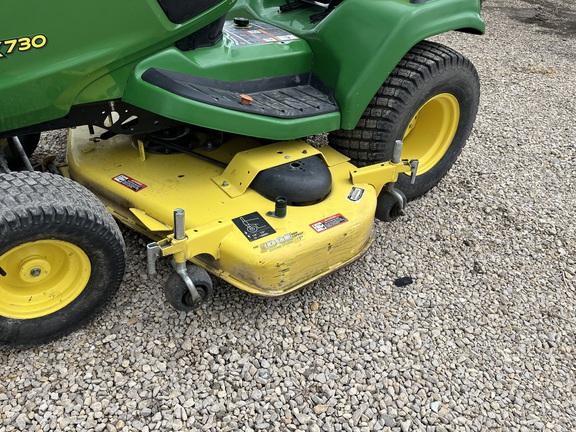 2016 John Deere X730 - Photo23
