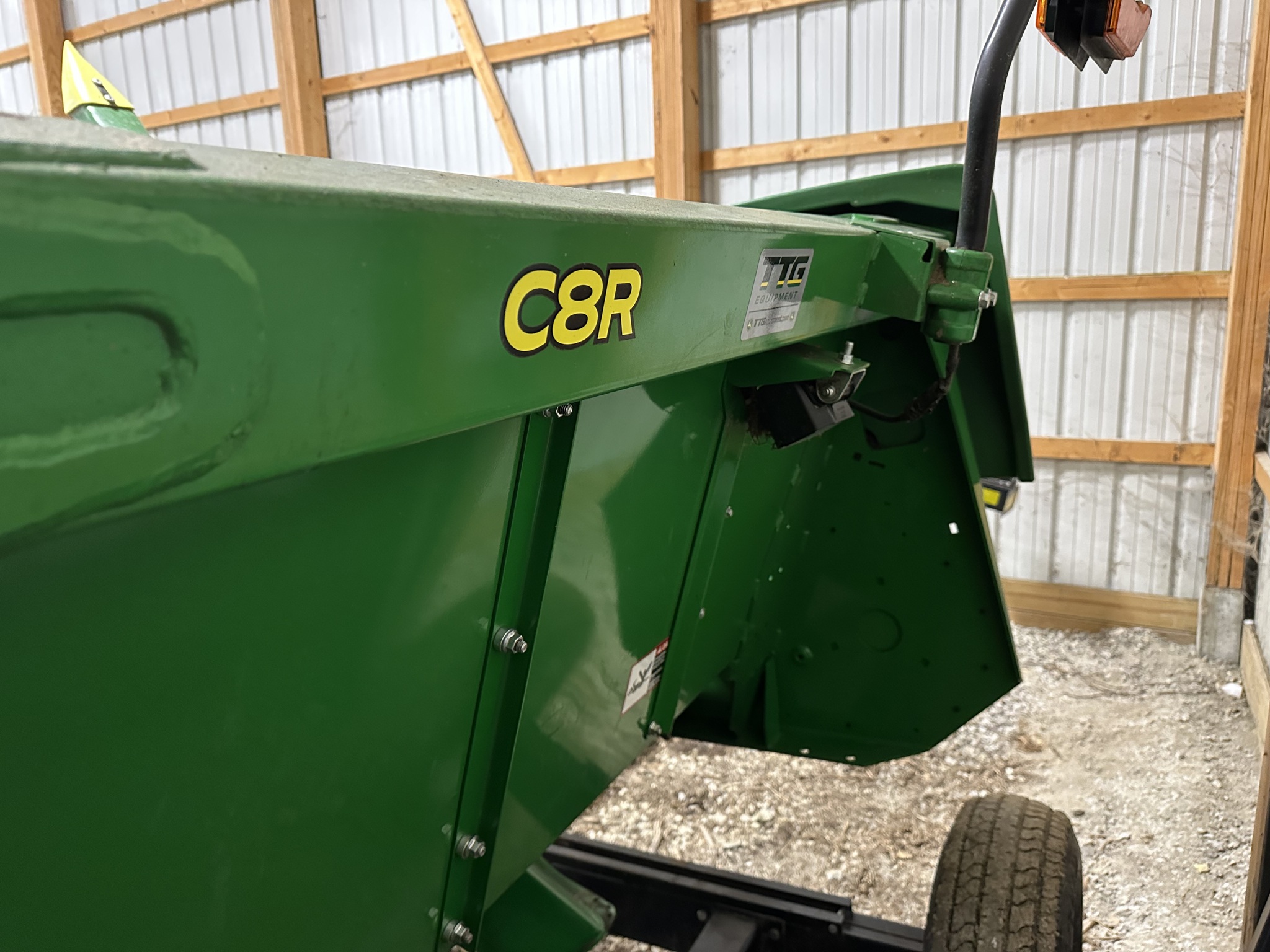 2022 John Deere C8R Image 6