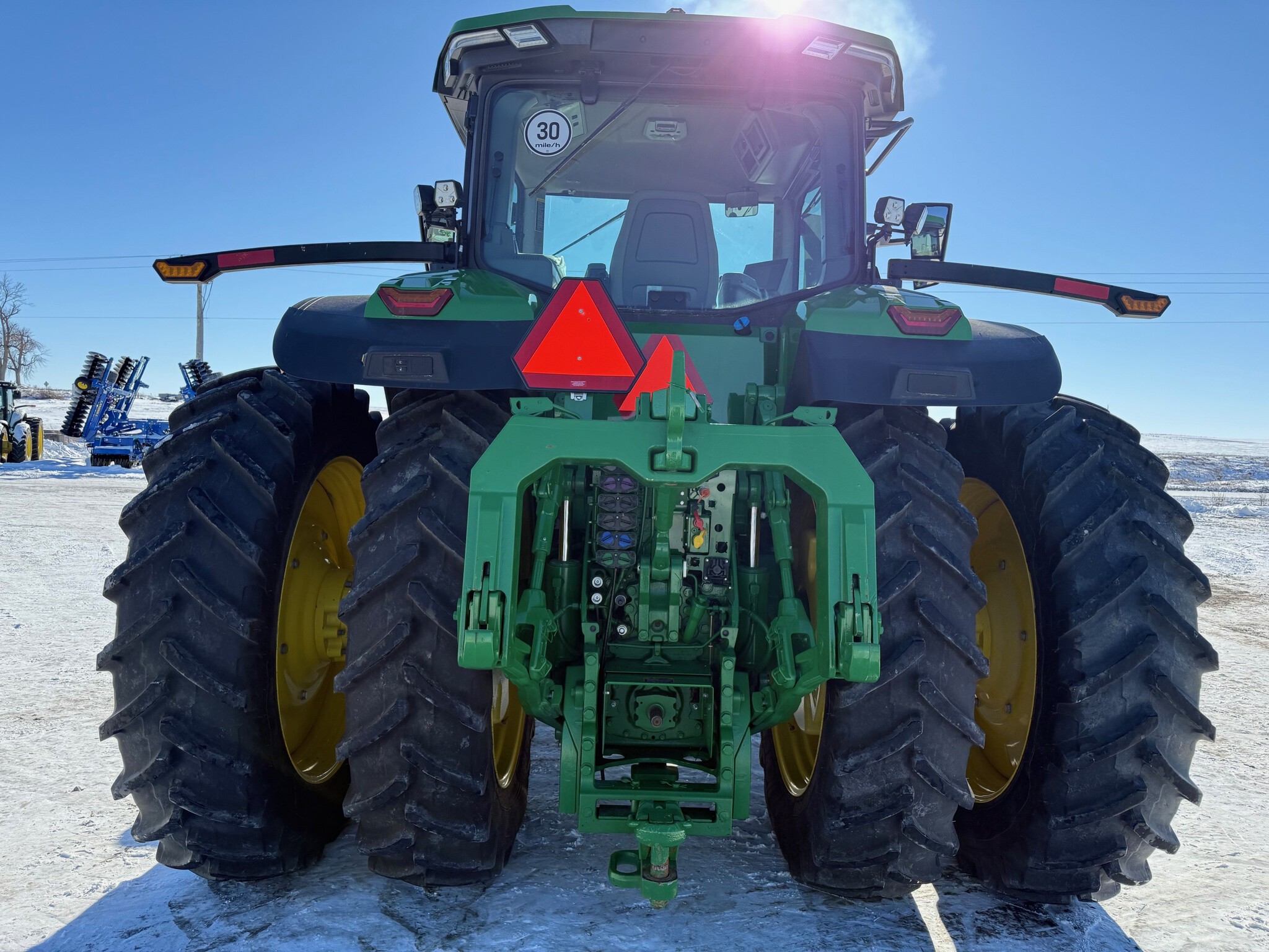 2023 John Deere 8R 410 Image 6