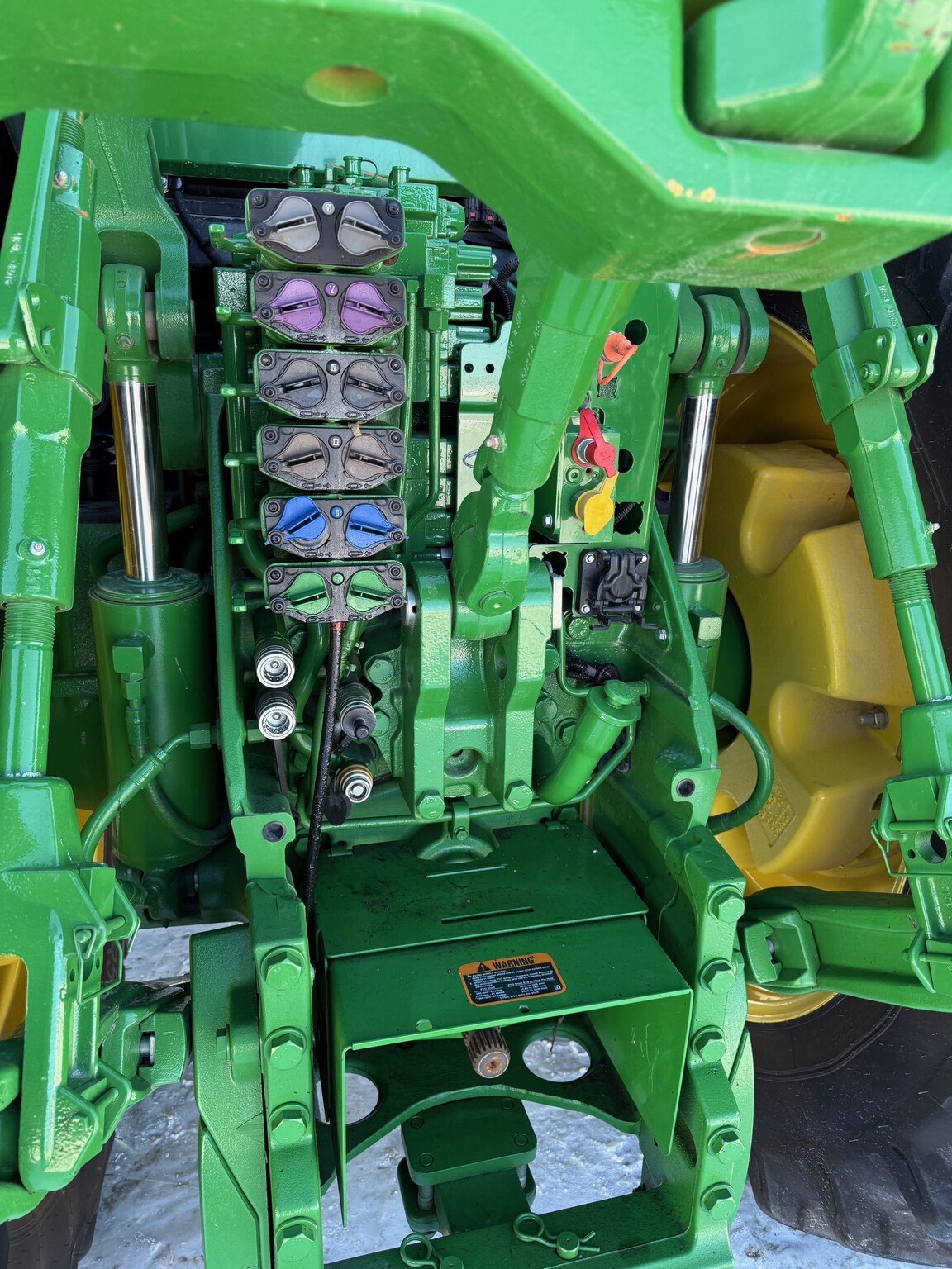 2023 John Deere 8R 410 Image 9