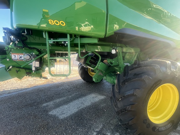 Used 2025 John Deere T6 800 Combines at Horizon Ag & Turf in Edmonton West, AB - Photo8