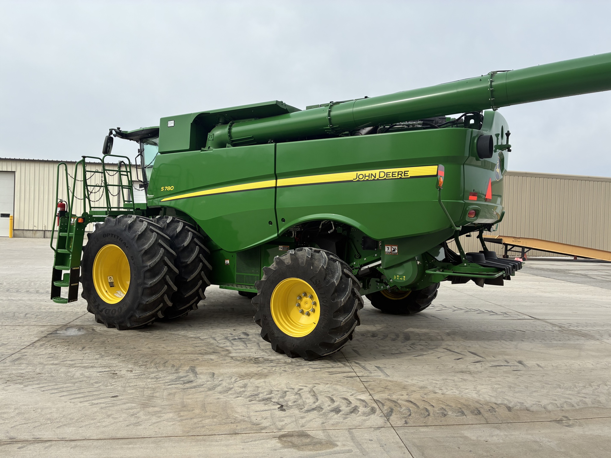 2021 John Deere S780 Image 6