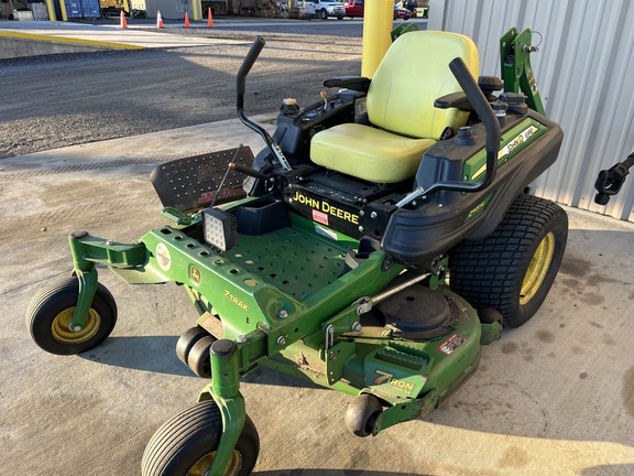 2017 John Deere Z920M Photo 1