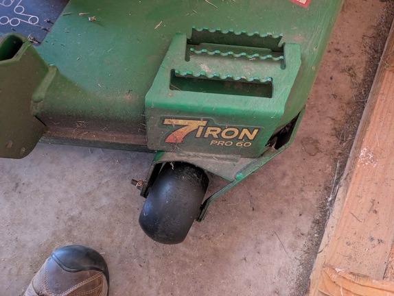 2022 John Deere Z930M - Photo7