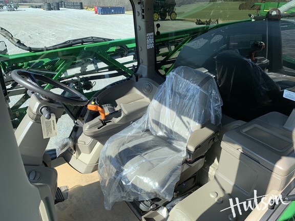 Photo of 2025 John Deere 410R