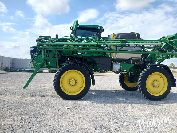 Photo of 2023 John Deere 412R