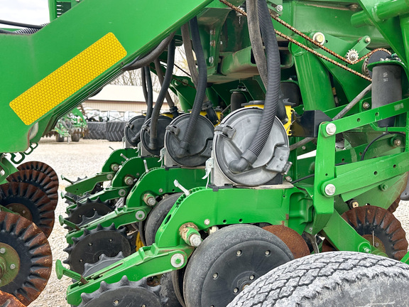 2013 John-Deere 1790