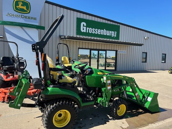 2024 John Deere 1025R (2nd thumbnail)