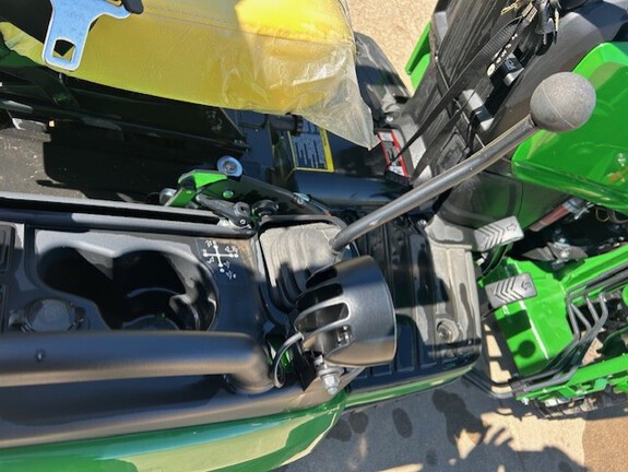 2024 John Deere 1025R (7th thumbnail)