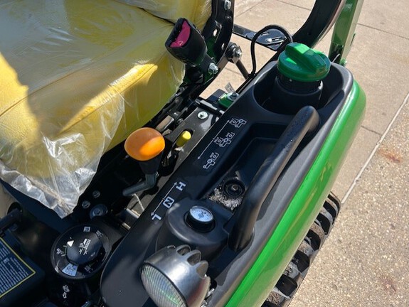 2024 John Deere 1025R (8th thumbnail)