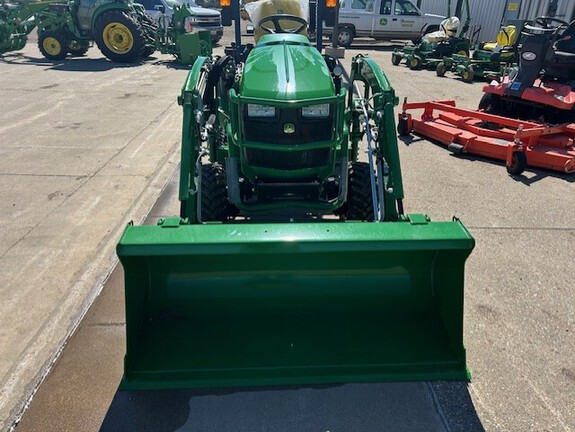 2024 John Deere 1025R (5th thumbnail)