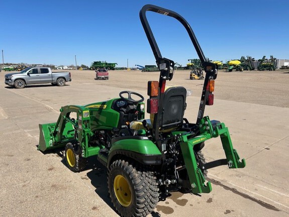 2024 John Deere 1025R (9th thumbnail)