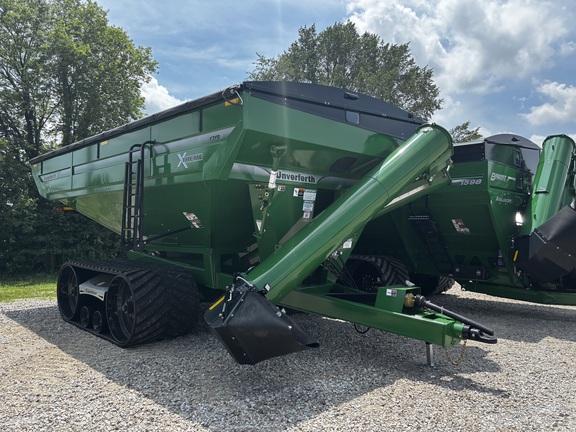 Used 2024 Unverferth 1319 Grain Carts at Koenig Equipment in Knightstown, IN - Photo3