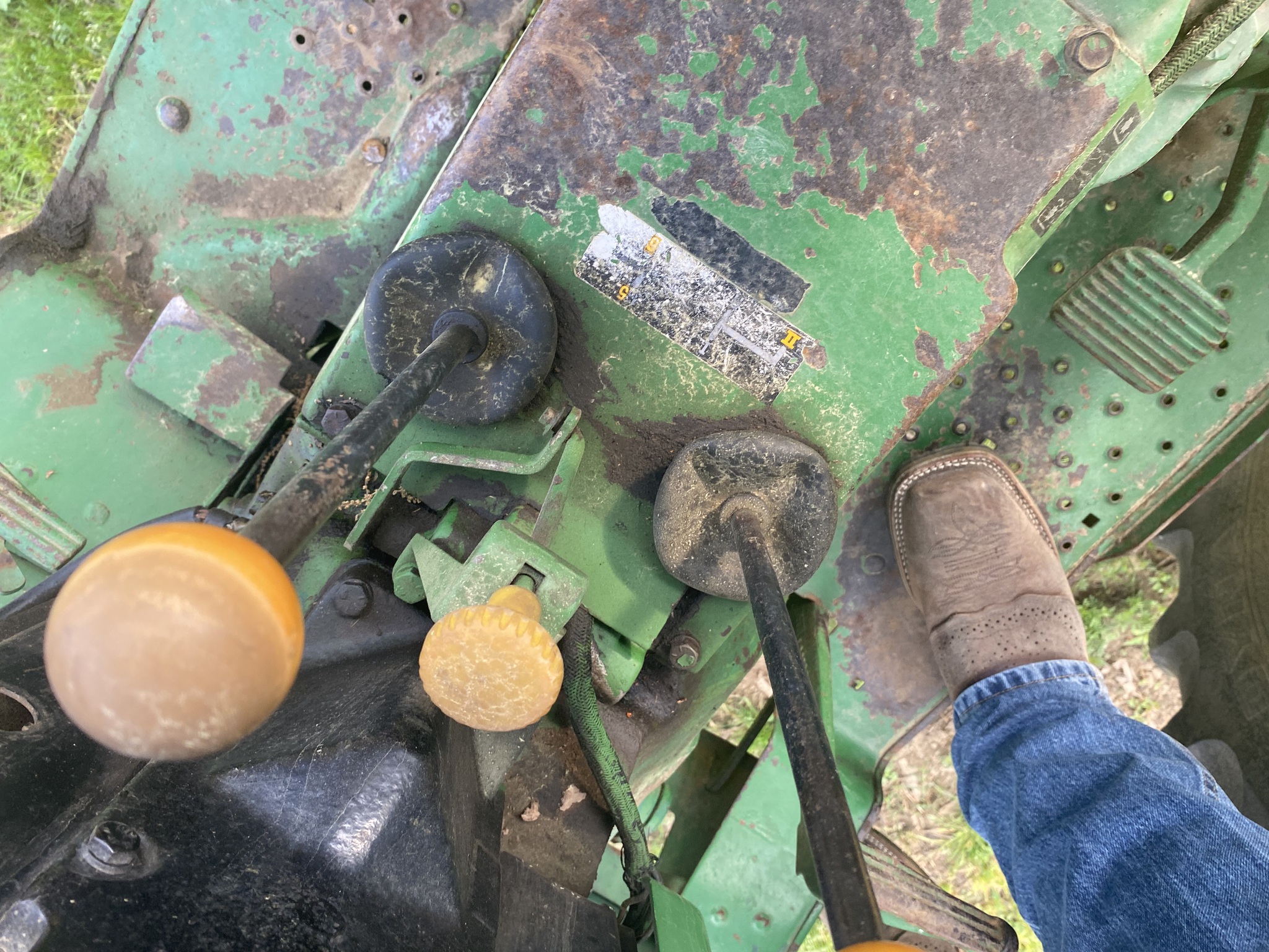  1981 John Deere 2640 at Heritage Tractor in Harrison, AR