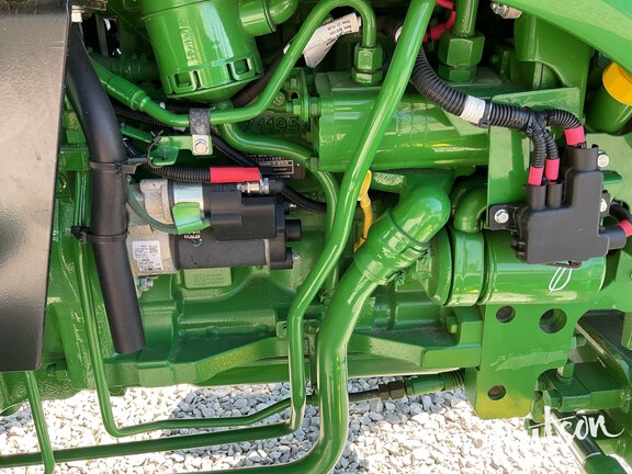 Photo of 2025 John Deere 5060E