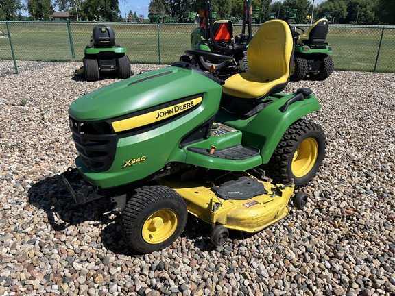  John Deere X540