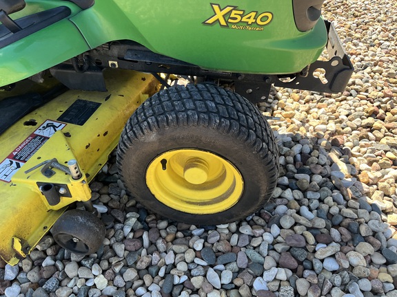 2013 John Deere X540 - Photo11