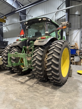  John Deere 6175R