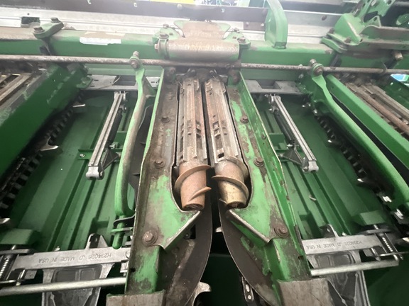 Photo of 2021 John Deere C12F
