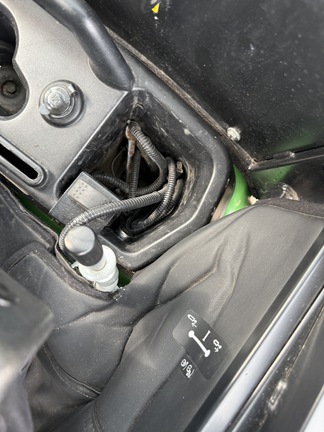 2019 John Deere 1025R - Photo8