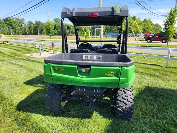 2023 John-Deere XUV 590M
